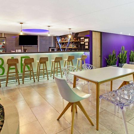 La Quinta By Wyndham Medellin Hotell Eksteriør bilde
