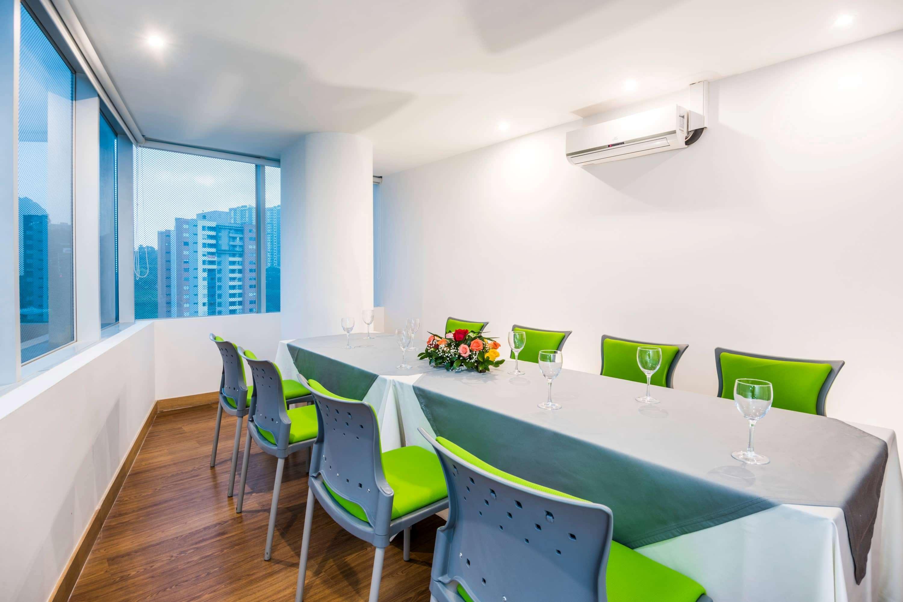La Quinta By Wyndham Medellin Hotell Eksteriør bilde