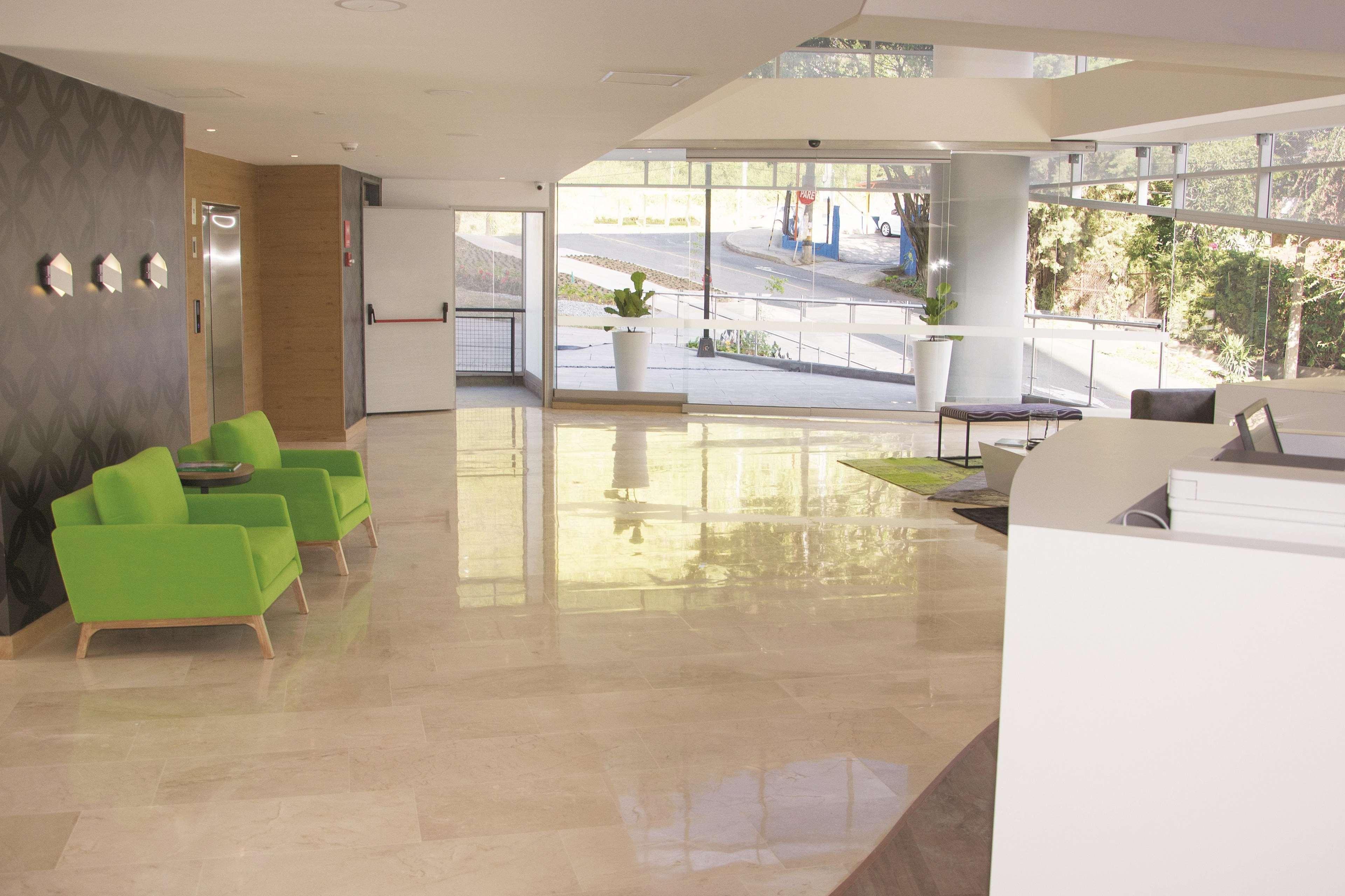 La Quinta By Wyndham Medellin Hotell Eksteriør bilde