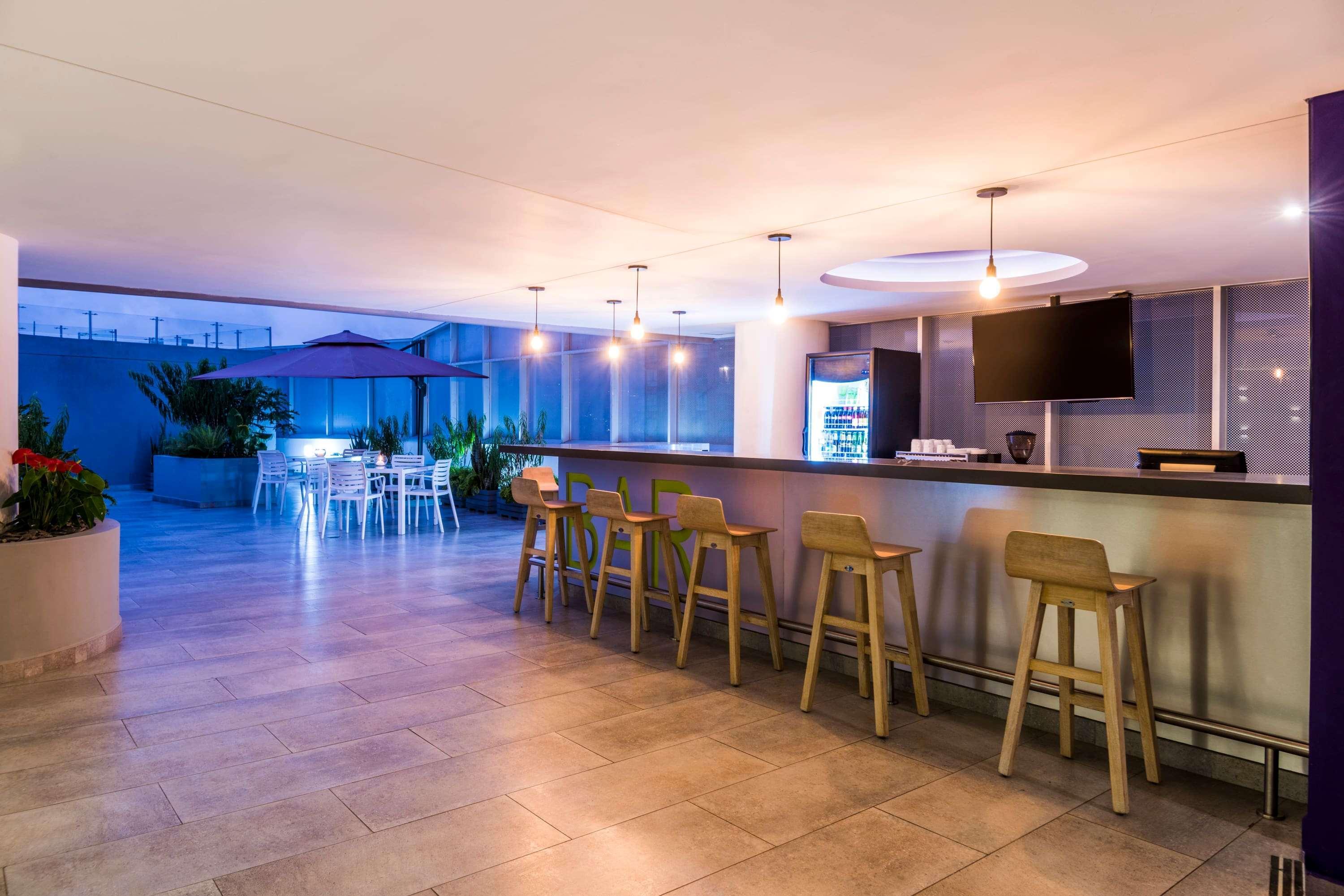 La Quinta By Wyndham Medellin Hotell Eksteriør bilde