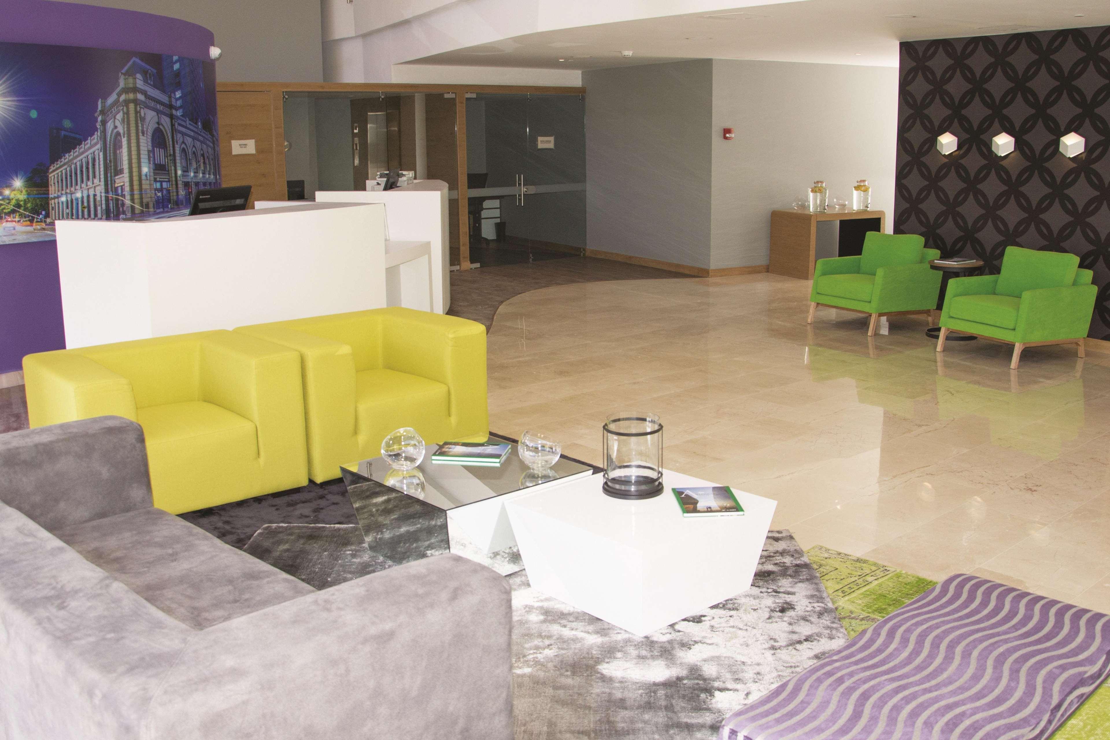 La Quinta By Wyndham Medellin Hotell Eksteriør bilde