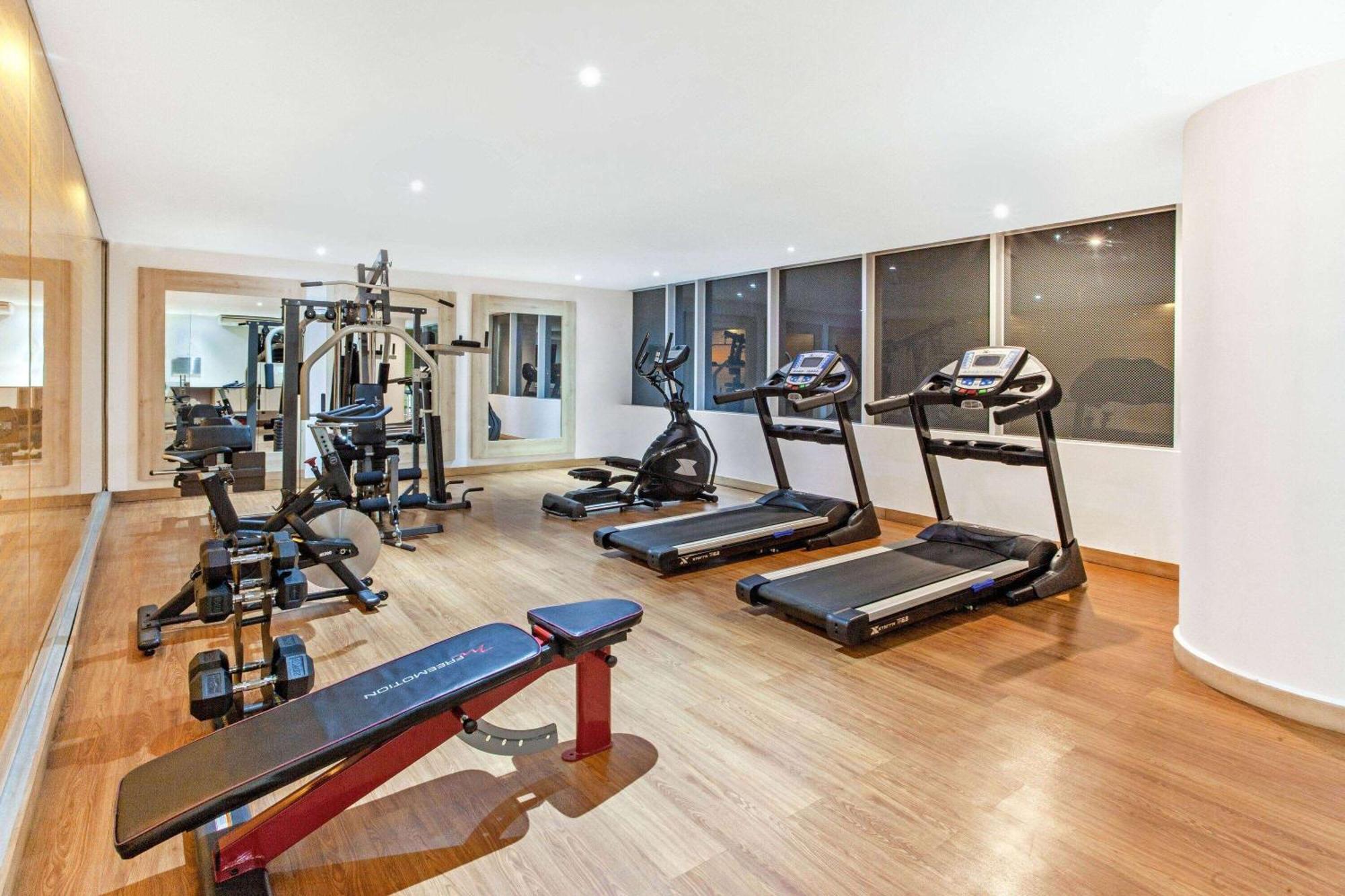 La Quinta By Wyndham Medellin Hotell Eksteriør bilde